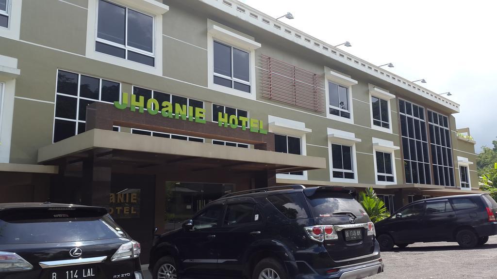 Jhoanie Hotel Tomohon Ngoại thất bức ảnh
